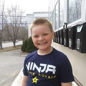 Meet your Posher, Lorrie